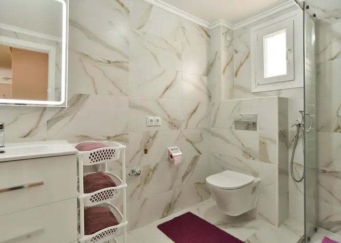 Atico Con 2 Garaje Y Piscina Apartment Torrevieja